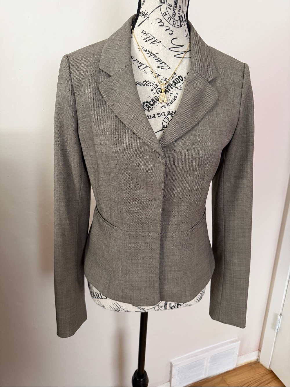 Ann Taylor Gray Tailored Women's Blazer